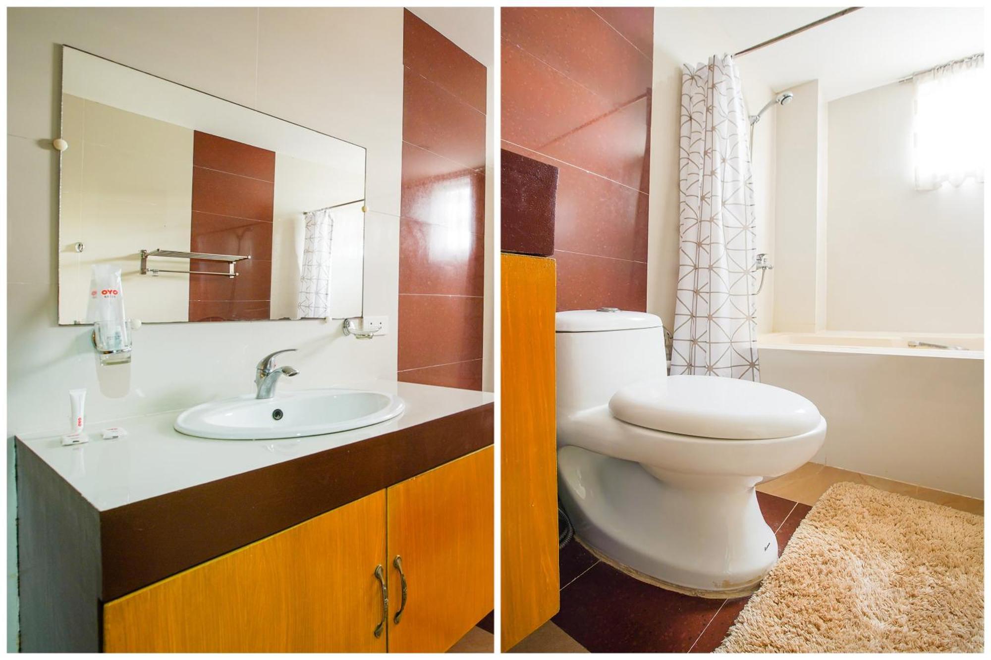 Oyo 236 Hotel Edmundo Pototan Ngoại thất bức ảnh