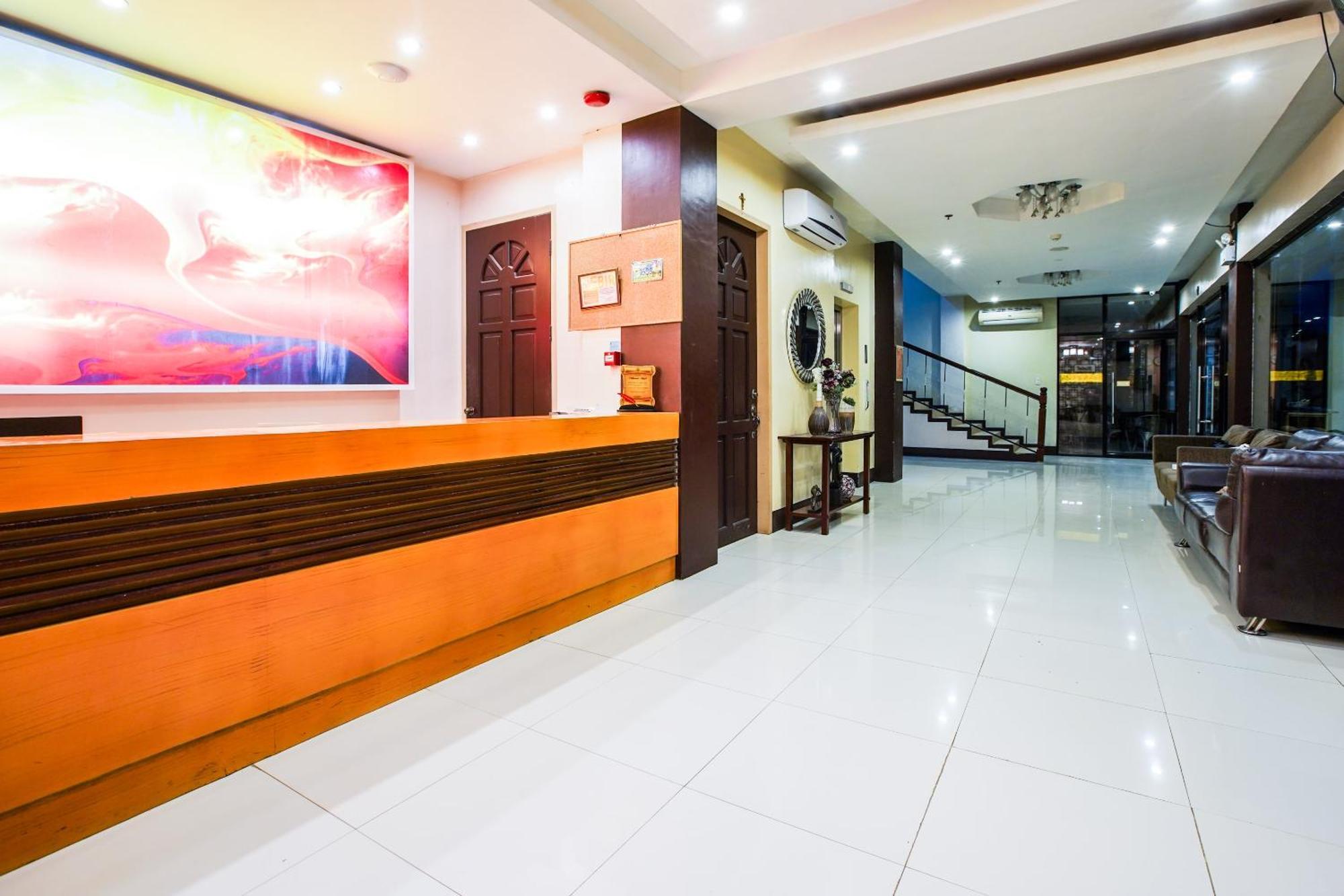 Oyo 236 Hotel Edmundo Pototan Ngoại thất bức ảnh